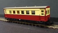 Bachmann 394-027 Narrow Gauge Bogie Coach Crimson and cream