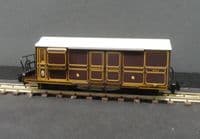 Bachmann 394-076 Curly Roof Van Ffestiniog Railway Lined Plum No.1