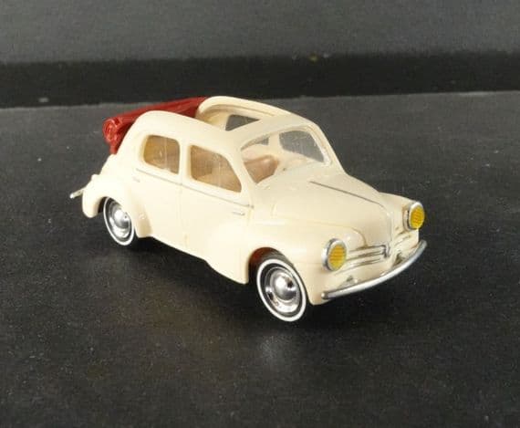 Busch 46575 Renault 4CV