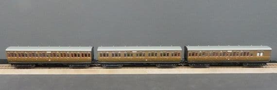 Dapol 4P-020-401/411/421 Set of three GWR Toplight Coaches