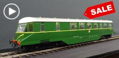 Heljan 1904 AEC Railcar  BR Green