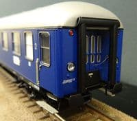Hobbytrain H43032 DB D83/84 Munich-Hamburg Coach Set