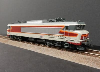 Jouef HJ2370 SNCF CC6543 Electric Locomotive
