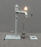 KM-1 460450/460452 Watercrane and heater 1:45