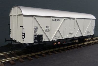 KM263224 DB Tnfrhs32  insulated van