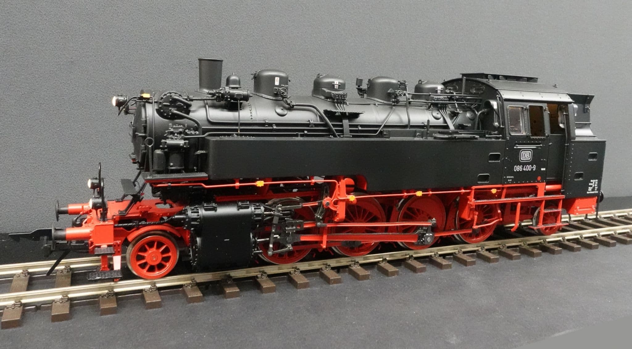Lenz 40286-03 DB Br086 Steam Locomotive