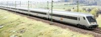 PIKO Expert 58150/28350 Metropolitan Loco and 7 coach Train pack