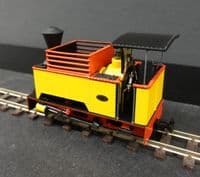 Rapido 986008 Kerr Stuart Sirdar -Yellow with Cane bin