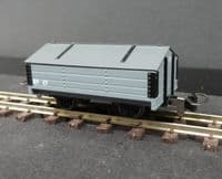 Rapido 990403 Grey peaked roof van No.27