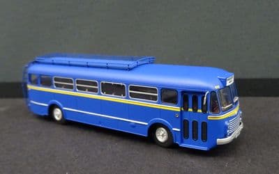 REE CB-132 Renault R4190 Bus