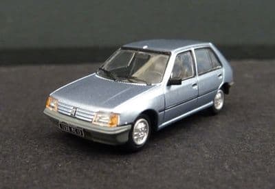 REE CB-152 Peugeot 205 GE