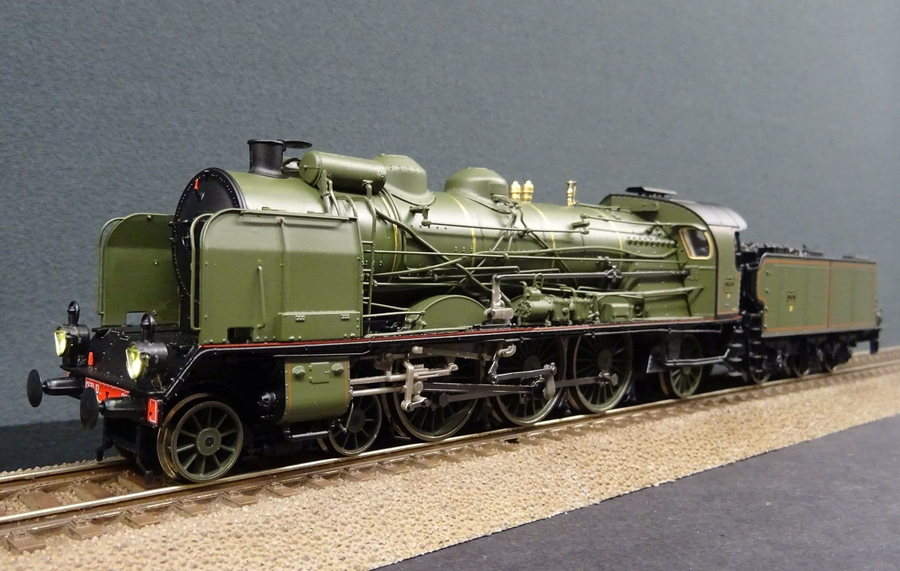 REE MB-138S PLM 231 D 229 DCC sound and smoke
