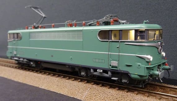 REE MB-140 BB 16005 Origin Green Era III