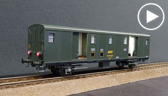 REE VB-115S SNCF OCEM30 Baggage car DCC Opening doors