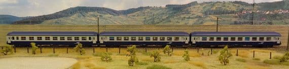 REE VB-191 SNCF UIC Couchette Coach Set