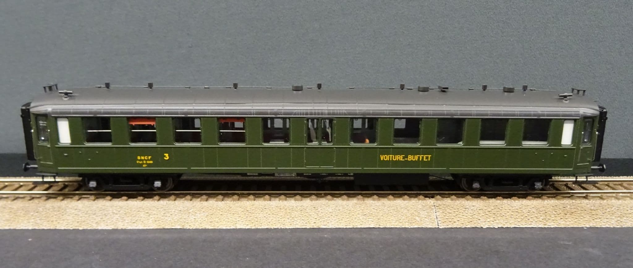 REE VB-370 SNCF Bacalan Coach