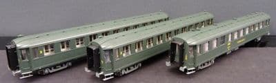REE VB-374 SNCF  3 x Bacalan Coaches