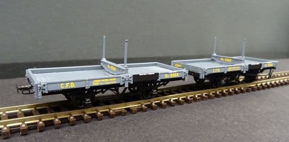 REE VM-036 Set of 2 Flat Wagons
