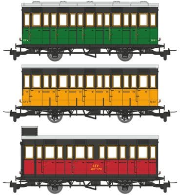 REE VM-040  Set of 3 Tourist coaches