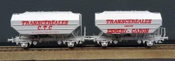 REE WB-729 SNCF Set of 2 Cereal Wagons type Richard