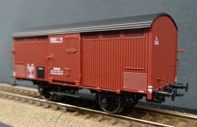 REE WB-762 SNCF exPLM 10T van