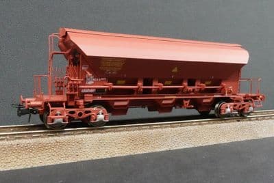 REE WB-843 SNCF T8 Tadkks SNCF Ep. IV-V .  N° 33 87 083 3 402-0