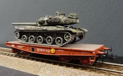 REE WBA-030 SNCF Tank transport wagon with load