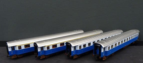 Rivarossi HR4324 FS Trenno Azzuro coach set of 4