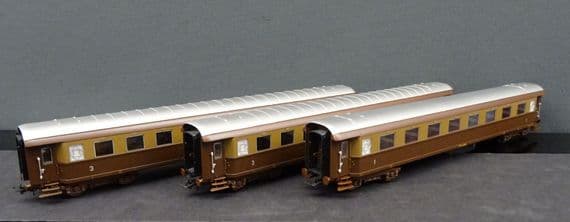Rivarossi HR4326 FS Set of 3 Coaches
