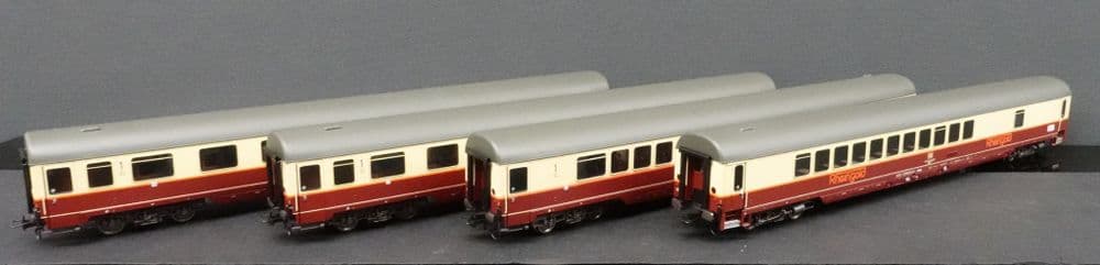 Rivarossi HR4347 DB Rheingold 1983 coach set of 4