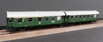 Roco 6200038  Set of two 3 yg convert coaches