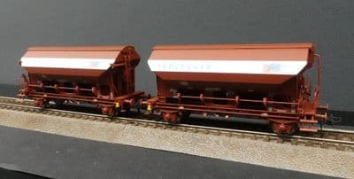 Roco 6600124 DB set of 2 hopper wagons