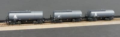 Roco 6600162 DB/VTG set of 3 tank wagons