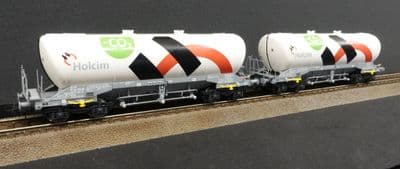 Roco 6600192 Holcim set of 2  Uacns Bogie Silo Wagons