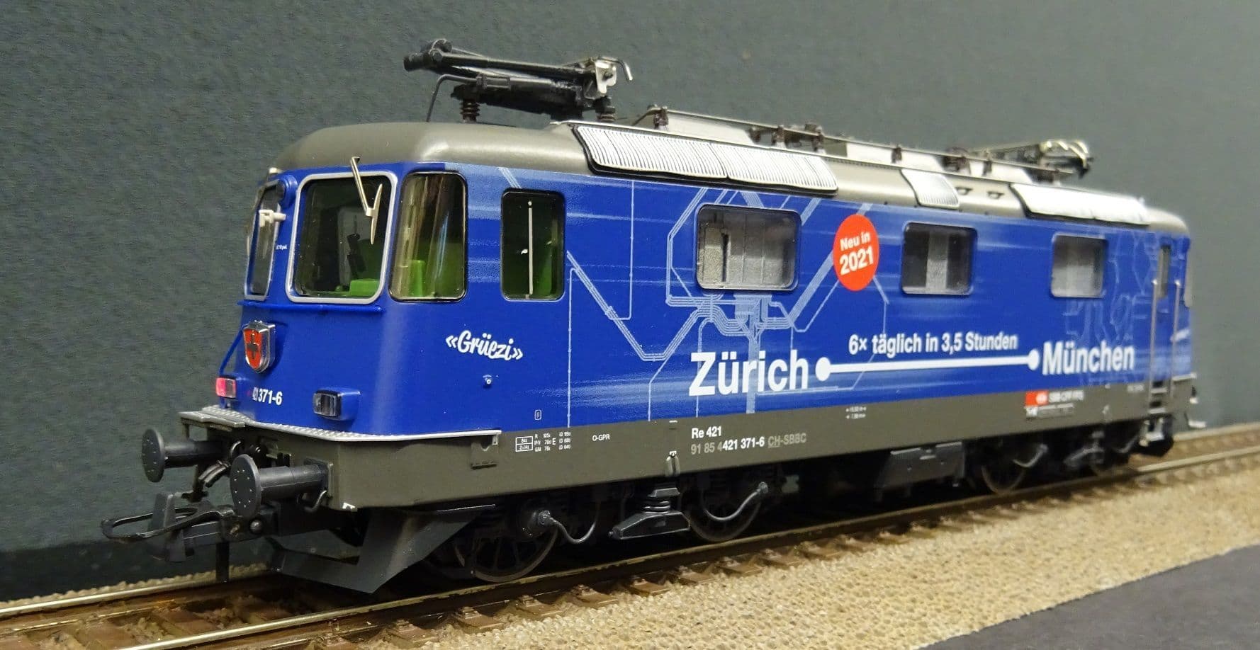 ROCO 72106 Dieseltriebzug DB DCCサウンド 楽天最安値に挑戦】 72106 ROCO サウンド DCC Amazon.co.jp