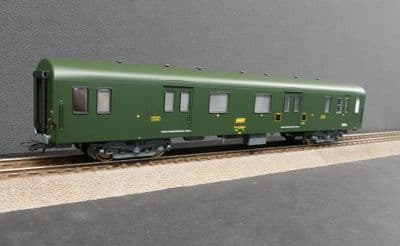 Roco 74359 SNCF UIC-Y Baggage Coach