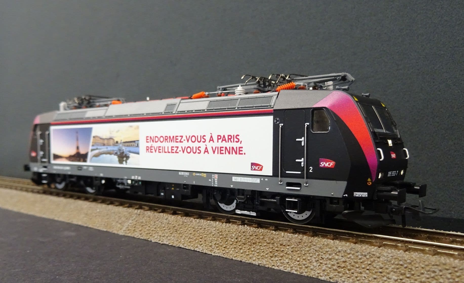 Roco 7510053 SNCF Br185 DCC sound