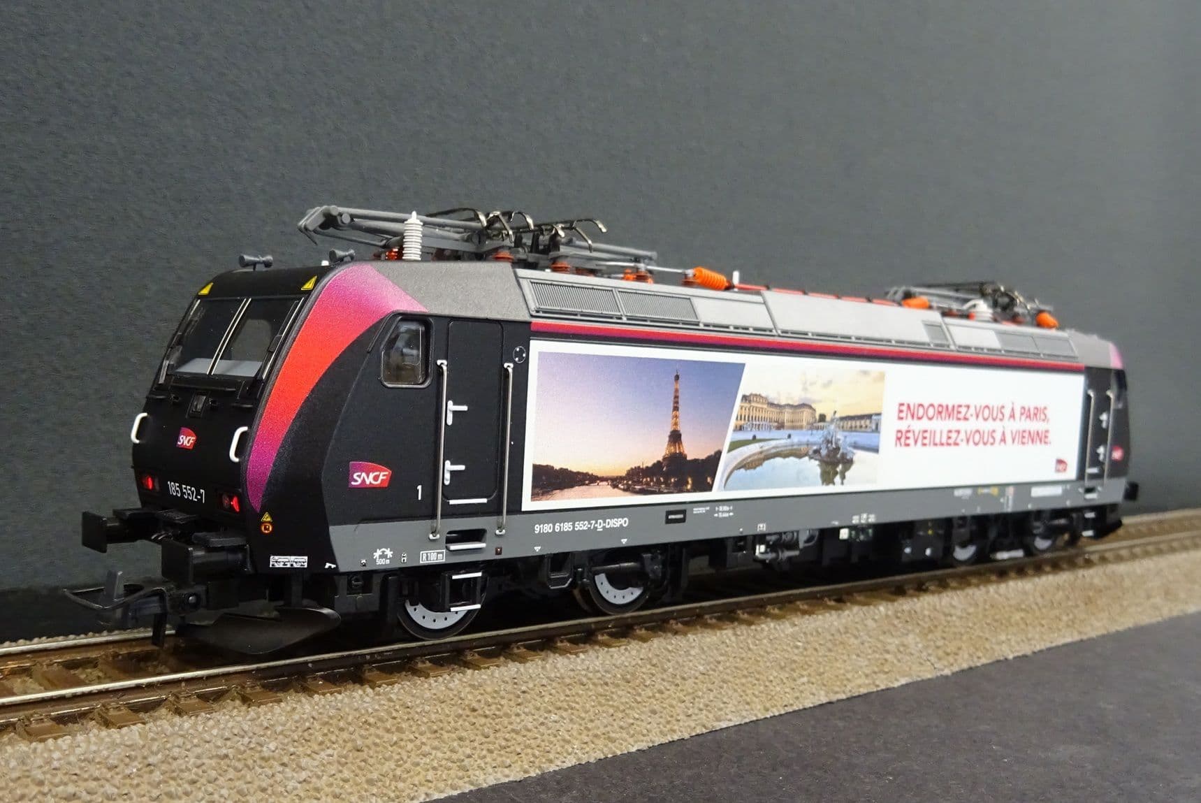 Roco 7510053 SNCF Br185 DCC sound