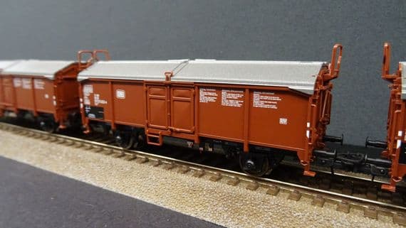 Roco 77050 DB Sliding Roof Wagon Set of 3