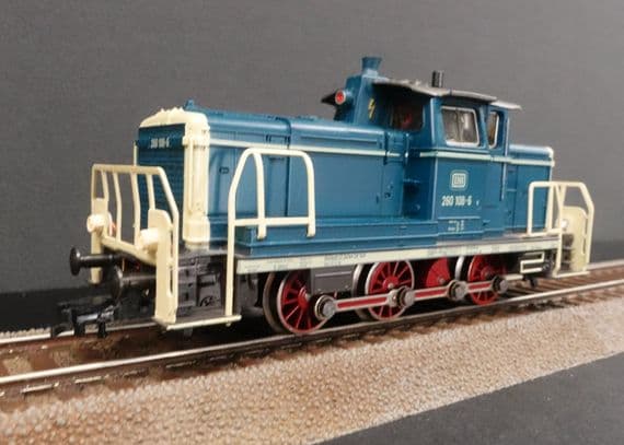 SH Fleischmann 4227 DB Br260 DCC fitted