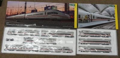 Trix 22971/23971 DB AG Br412 / Br812 ICE4 with 8 coaches DCC Sound