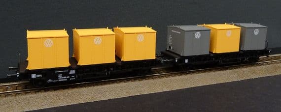 Trix 24162 DB Pair of container wagons