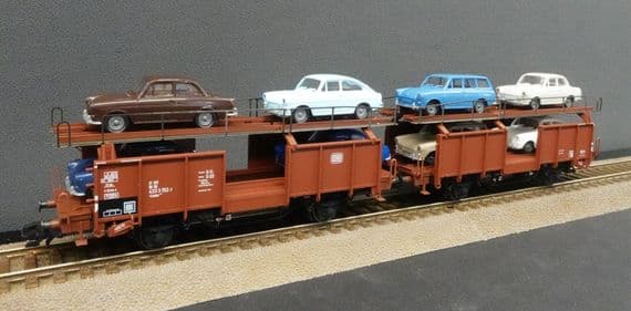 Trix 24332 DB Laaes541 Auto Transportation Wagon Set