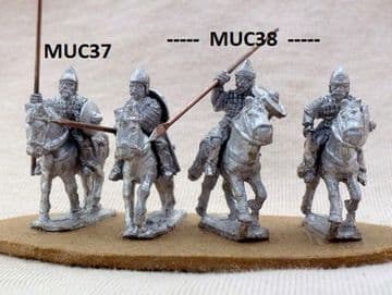 MUC37 Late Syrian cavalryman/standard bearer