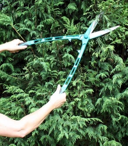 Lightweight Long-handled Garden Shears