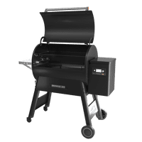 Traeger Ironwood 885 + Cover + Pellets