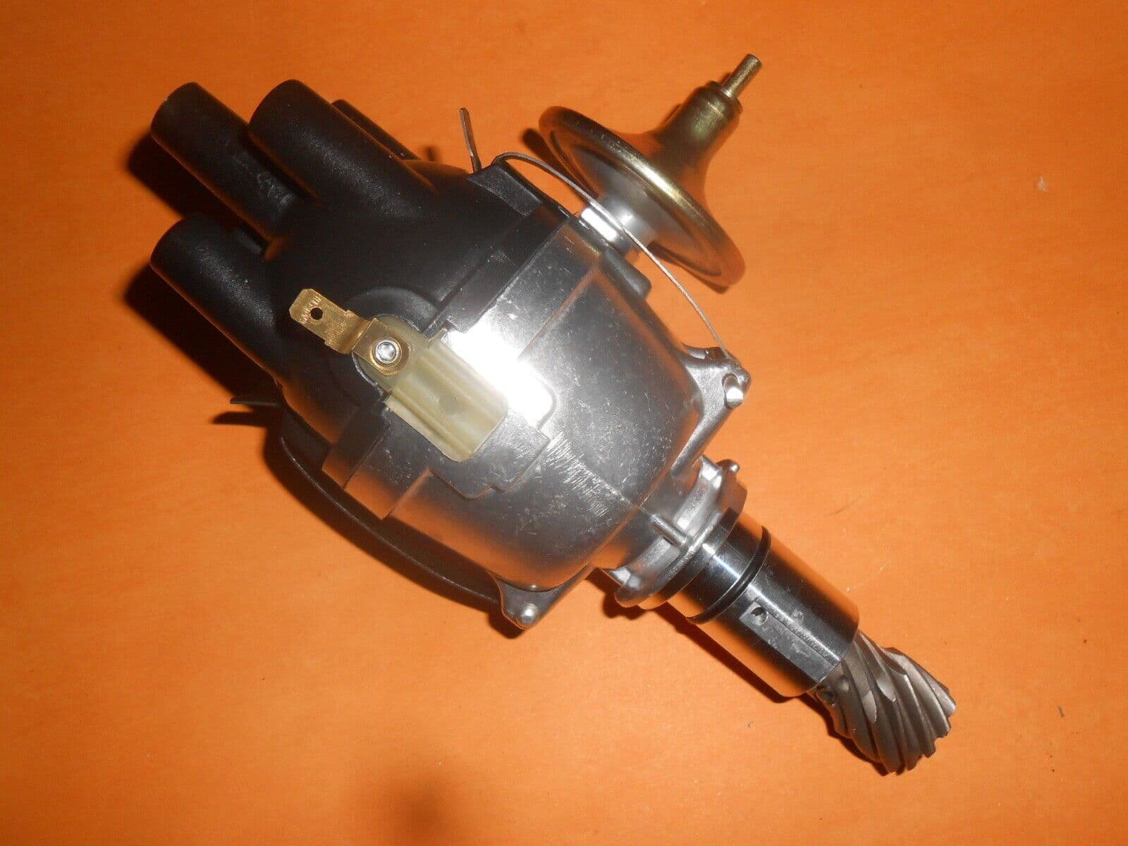 FORD PRE & CROSSFLOW KENT ENGINE POINTS IGNITION DISTRIBUTOR Lucas 25D type