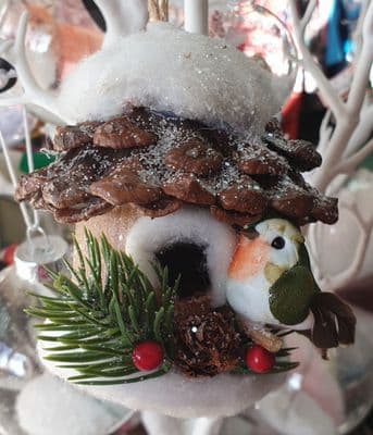 Robin Houses Christmas Decoration