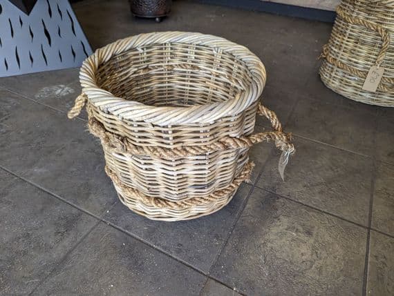 Medium Round brown antique basket with rope handles
