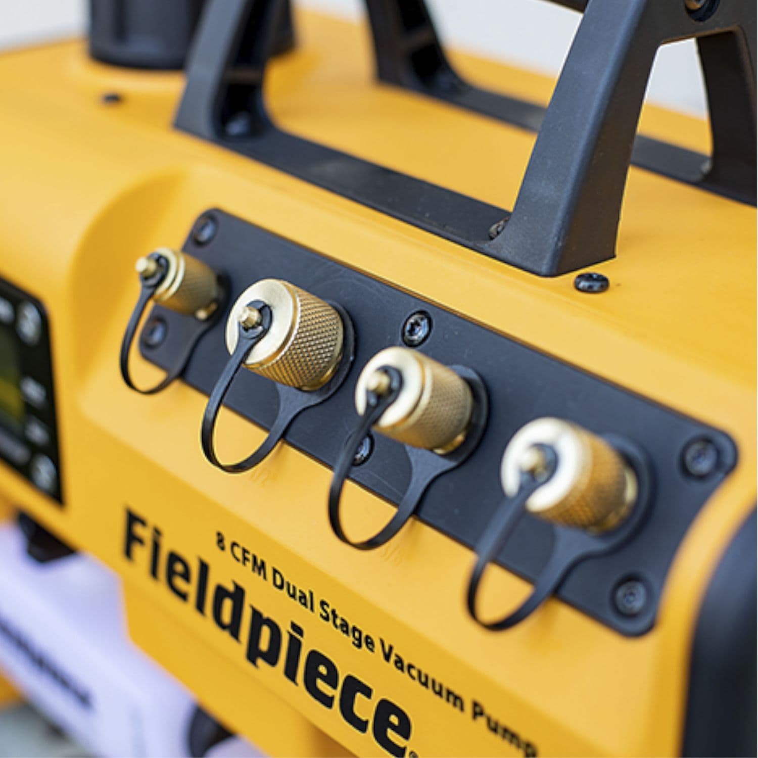 Fieldpiece Dual Voltage Vacuum Pump 6 CFM VP67